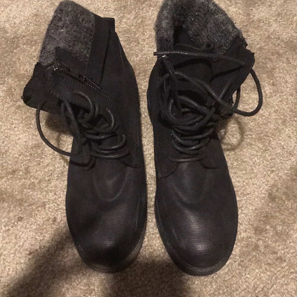 Black Boots